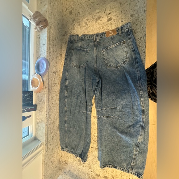 Free People Barrel Jeans - Picture 5 of 9